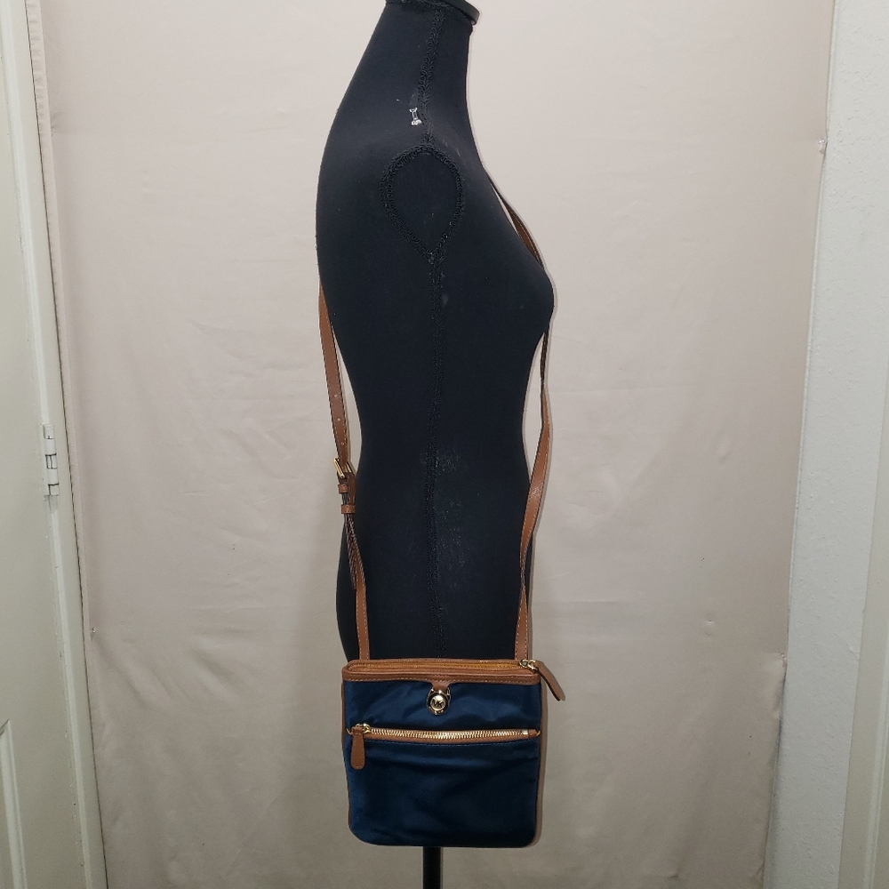 Michael Kors Crossbody - Picture 9 of 11